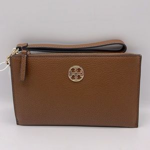 Tory Burch Chelsea Wallet Wristlet